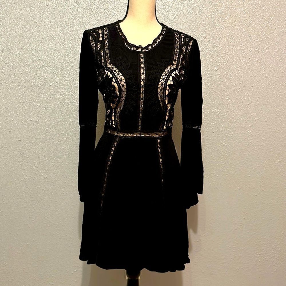 Hotel Particulier women’s mini lace long sleeve dress size M Made in Italy